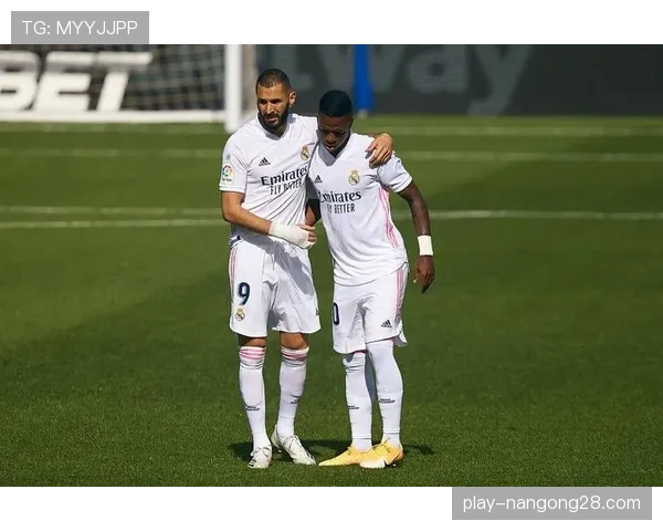 维尼修斯独家专访:谈论对阵马略卡遭遇的种族歧视与个人成长 维尼修斯独家专访:谈论对阵马略卡遭遇的种族歧视与个人成长